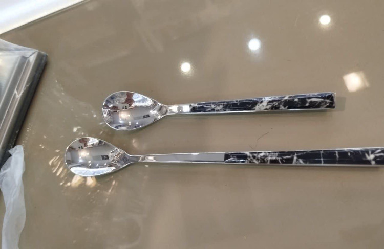 سرویس قاشق و چنگال 38 پارچه لایف اسمایل با استند فلزی